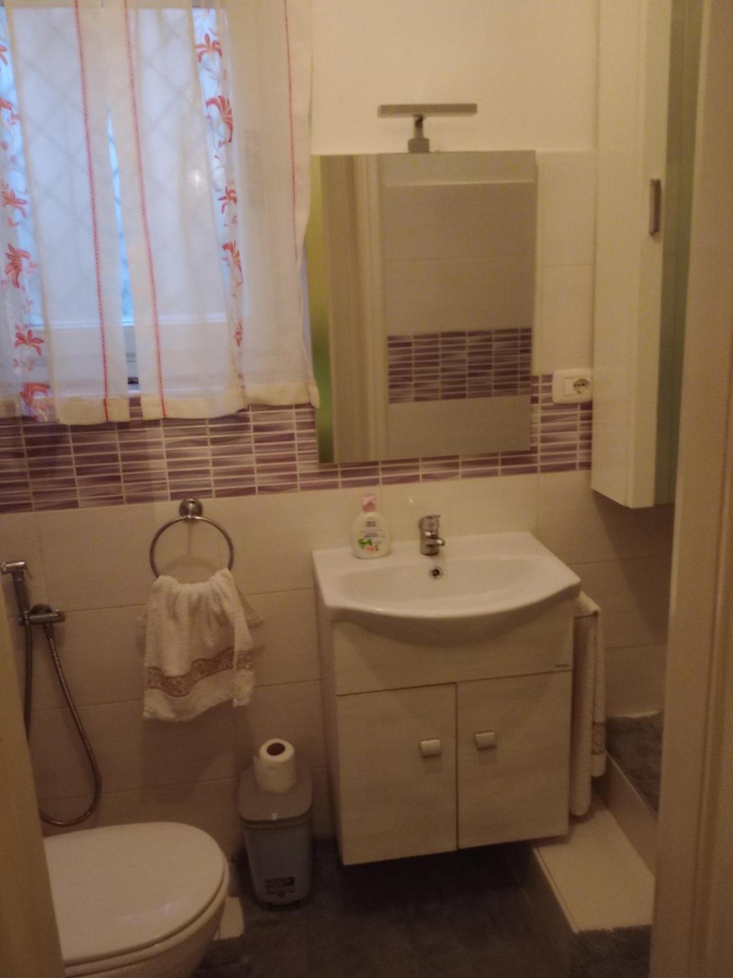 Ferienwohnung Casa - House Xavier Una Casa Famigliare , Dame Entra Solo Chi A Un Bel Cuore , Non'E Il L'Intero Alloggio Solo Stanze E Bagno Turin Exterior foto